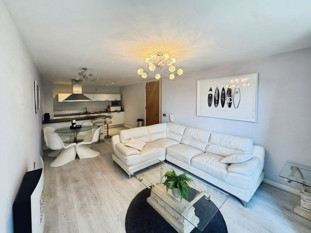 Property photo 1 of 15 Picture No. 18