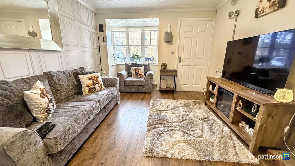 Property photo 3 of 31