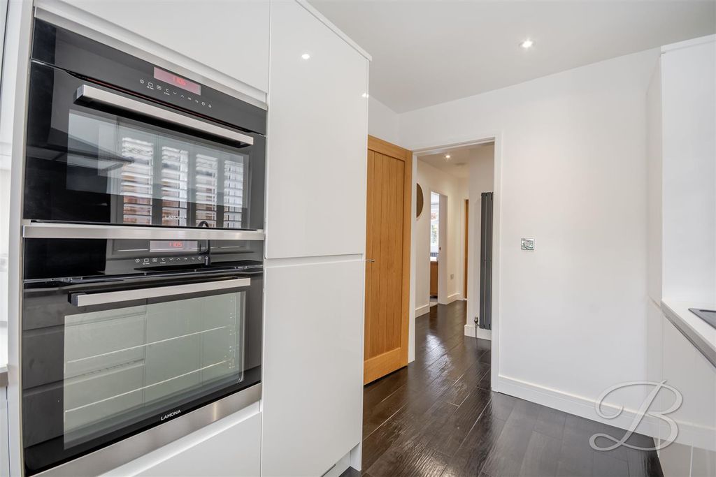 Property photo 3 of 22 Ccltd-12.Jpg