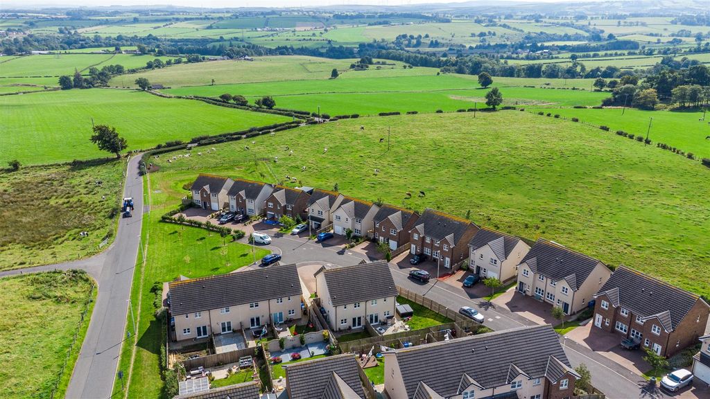 Property photo 1 of 24 Townswell Gardens-44.Jpg