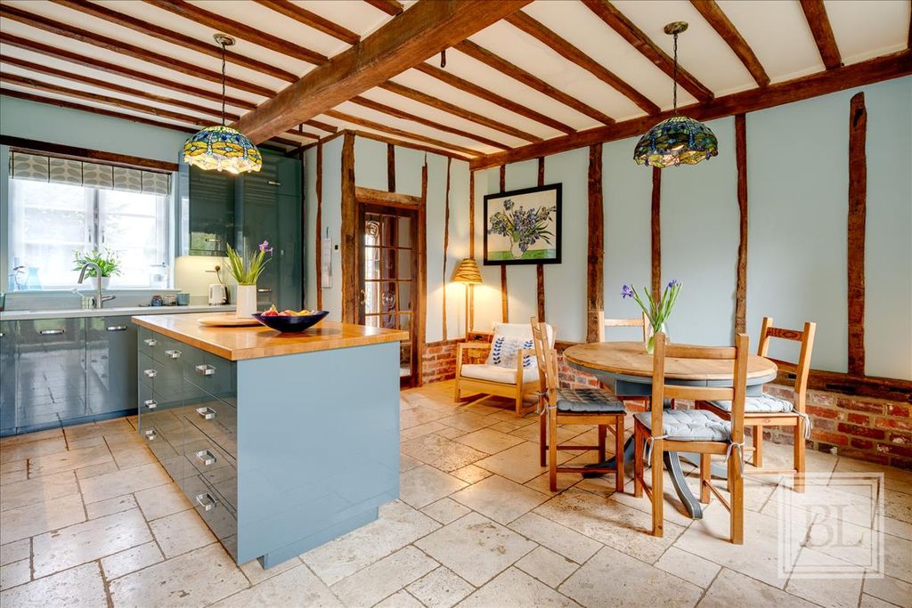 Property photo 3 of 30