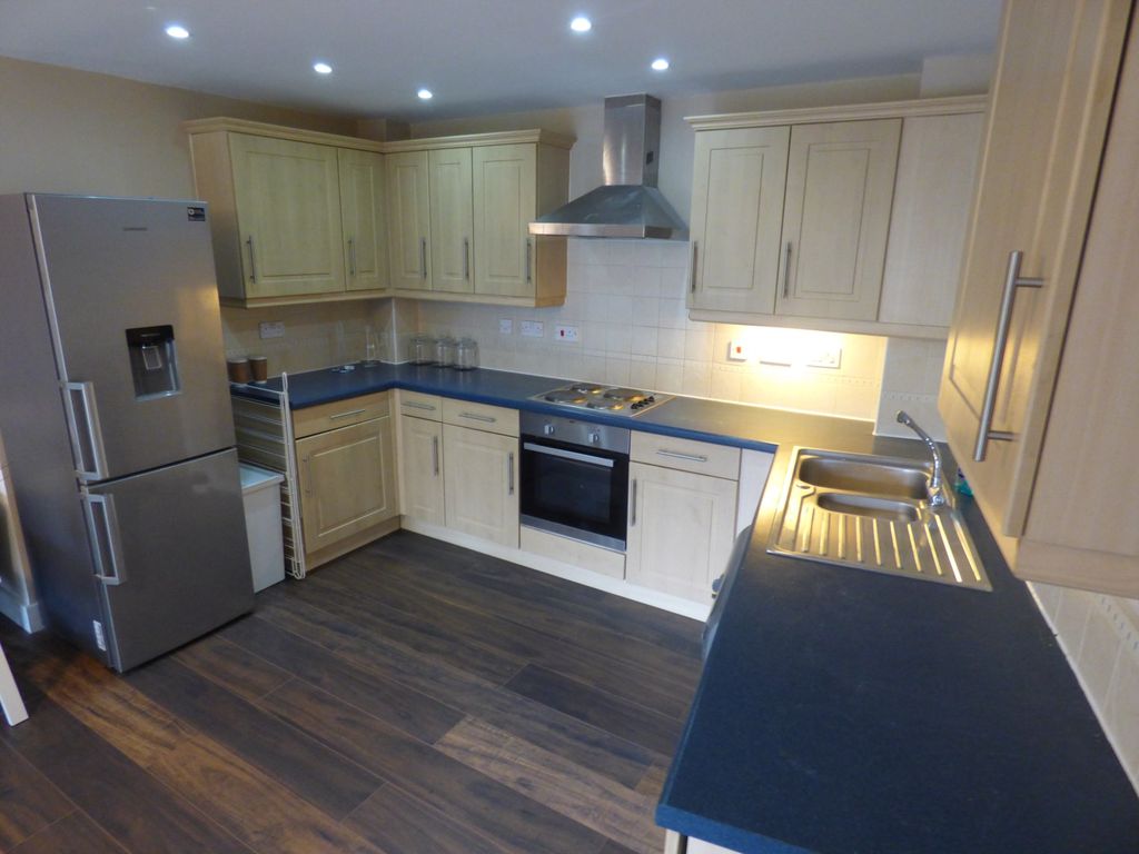 Property photo 3 of 21 2912-Hr-3.Jpg
