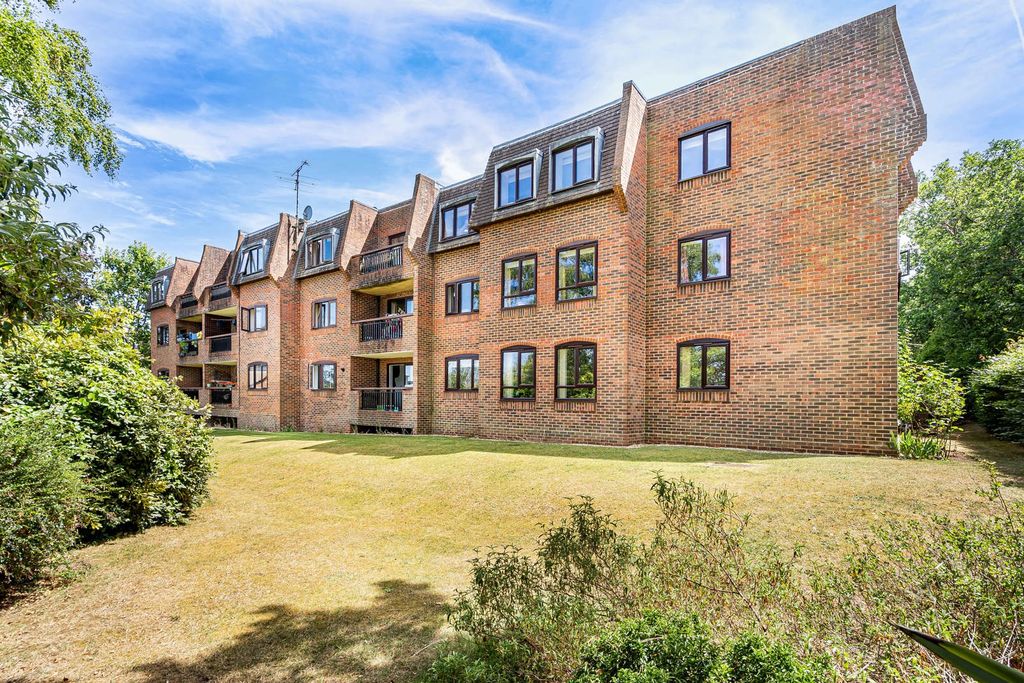 Property photo 1 of 17 9_86712