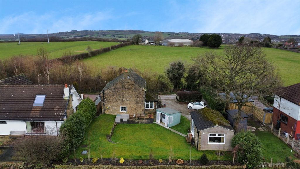 Property photo 2 of 34 Cherry Tree Cottage Aerial