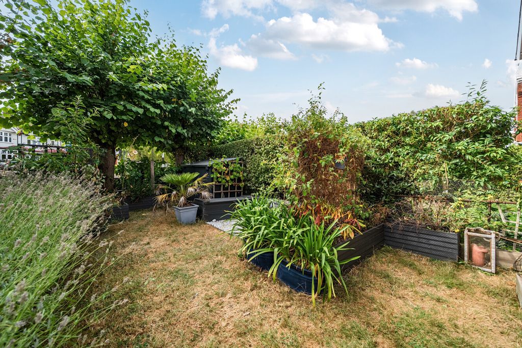 Property photo 3 of 18 1509837-3-1A0101c...