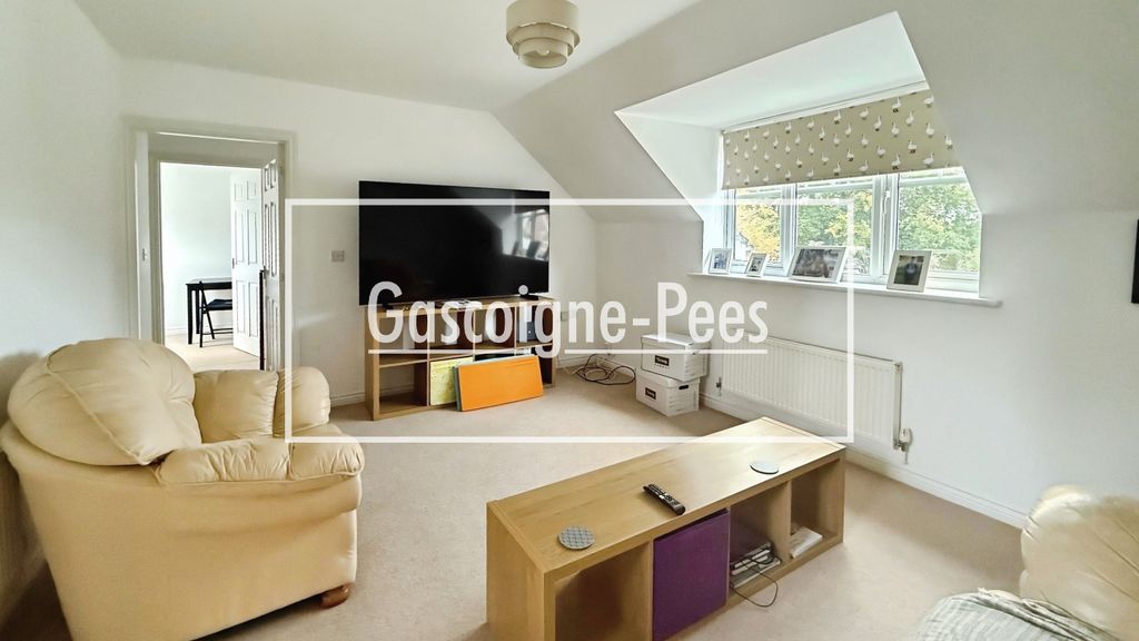 Property photo 2 of 6