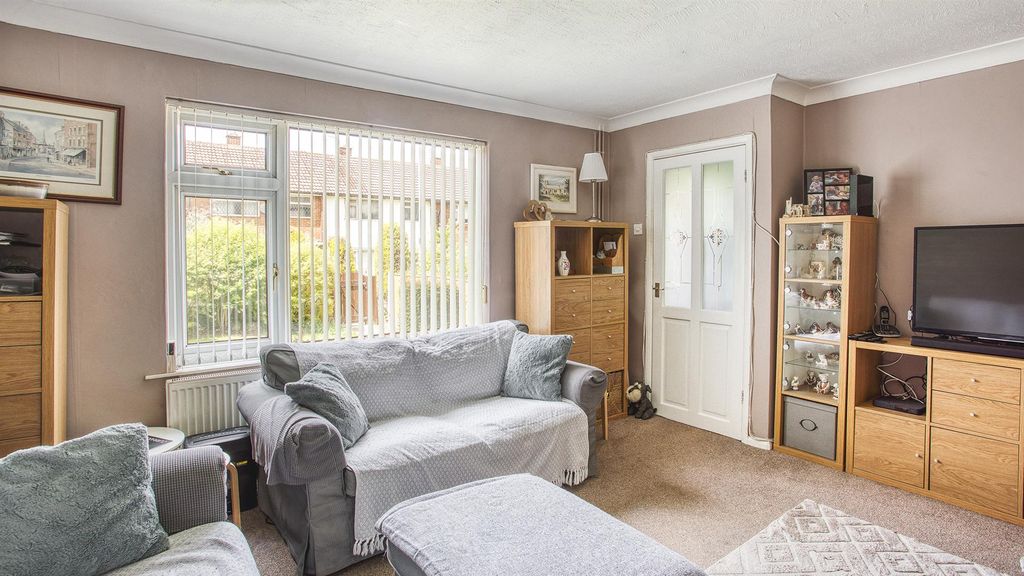 Property photo 3 of 15