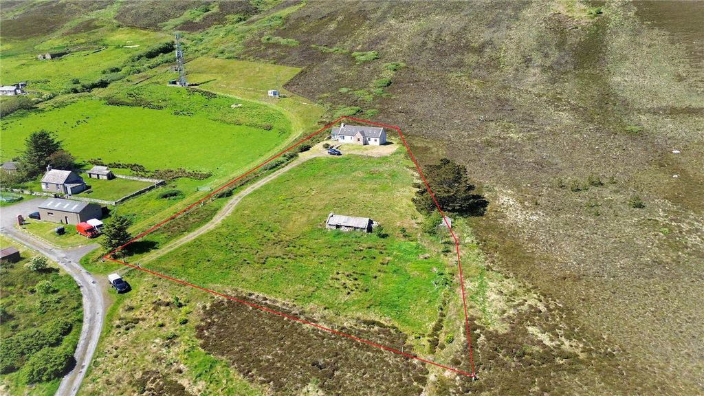 Property photo 3 of 34 Boundary Line