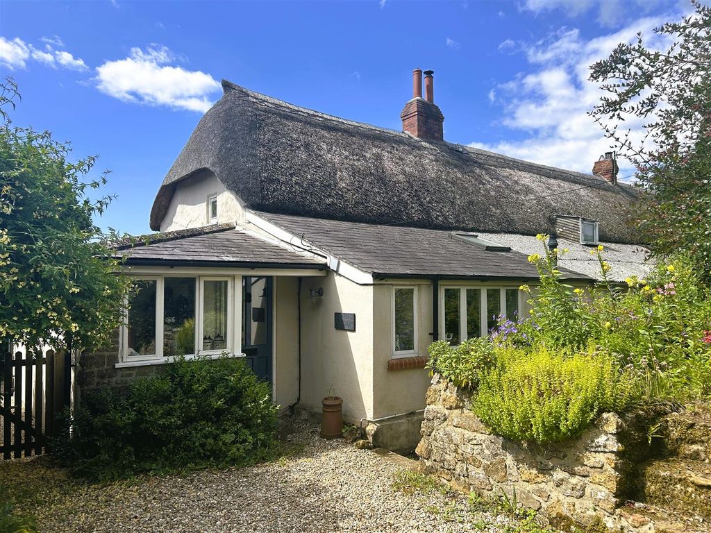 Property photo 3 of 16