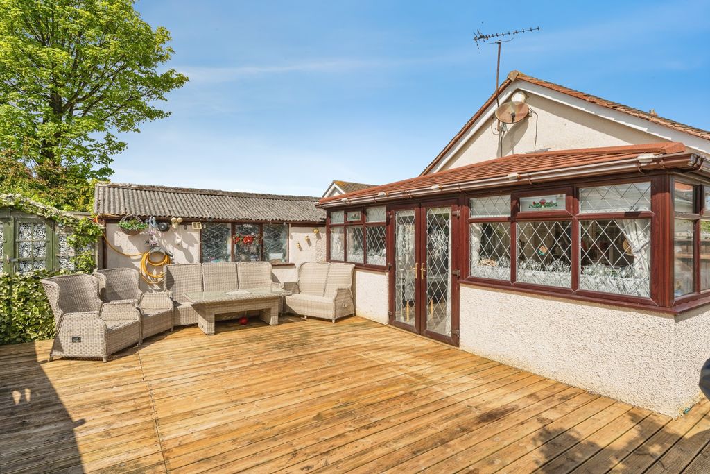 Property photo 1 of 28 Rear Garden