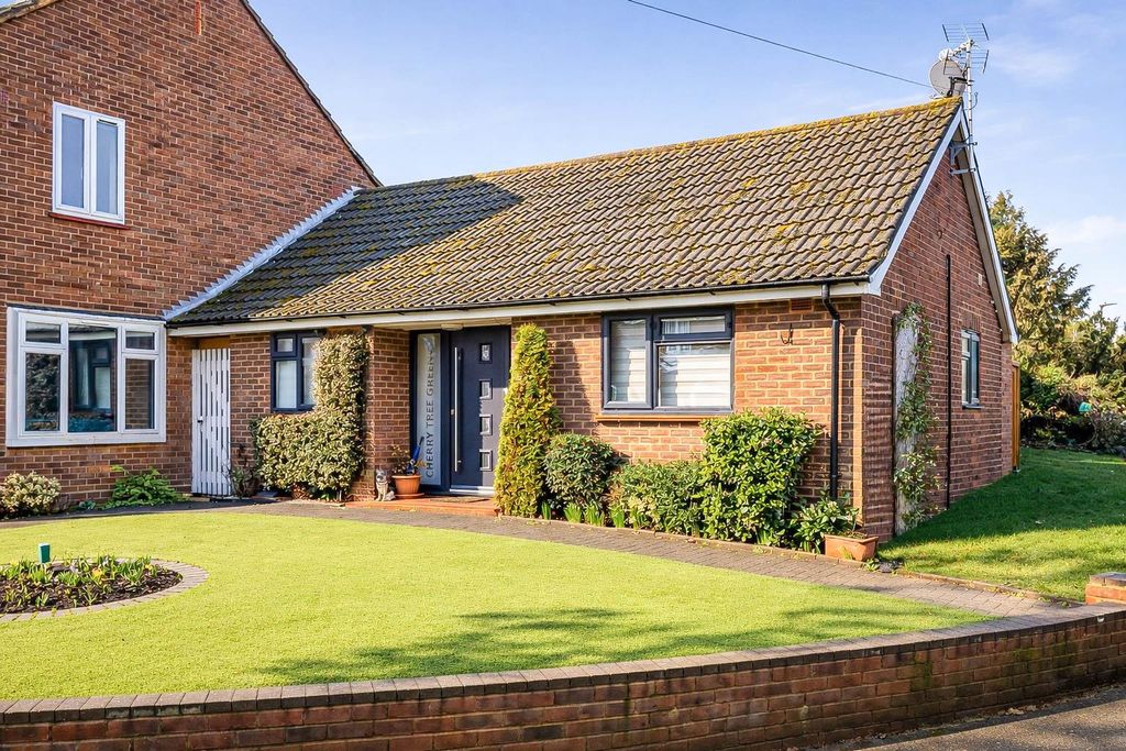 Property photo 1 of 18