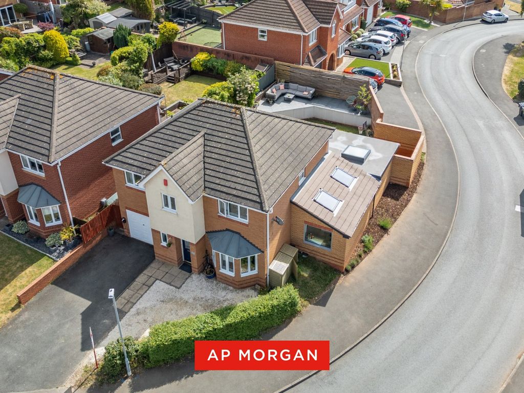 Property photo 2 of 25 Picture No. 61