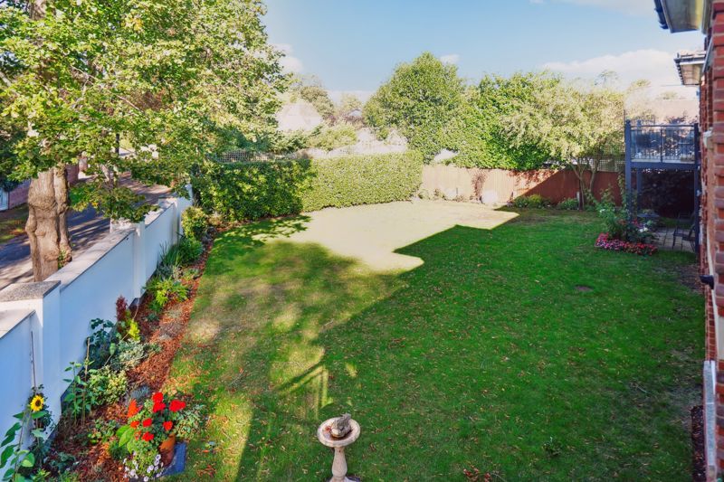Additional image 11 of 3 bed flat for sale3 Bedroom Flat, Maidenhead SL6