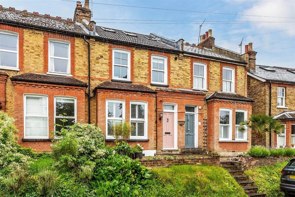 Property photo 1 of 38 30-Skinners-Lane-33.Jpg