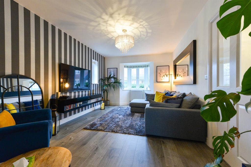 Property photo 3 of 19 Orchard View, Detling6.Jpg