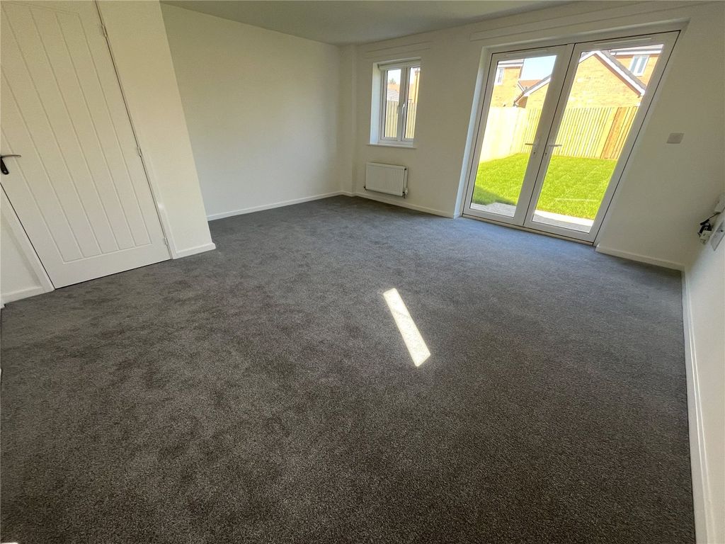 Property photo 3 of 7 Picture No. 05