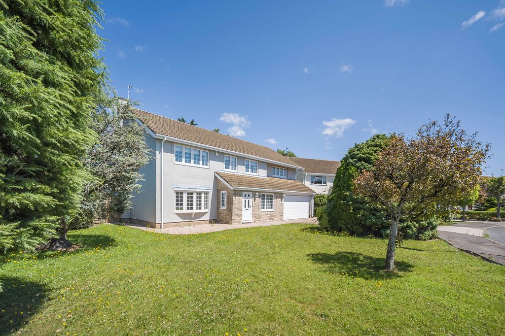 Property photo 1 of 48