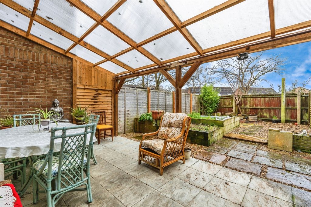 Property photo 3 of 17