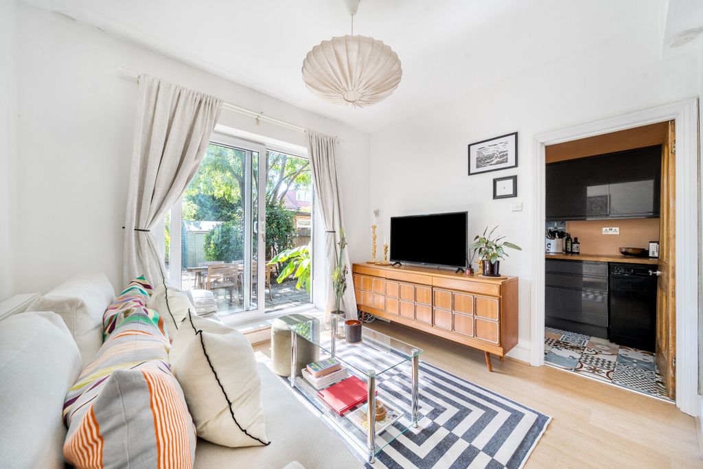Property photo 2 of 14 1503986-9-6A7c867...