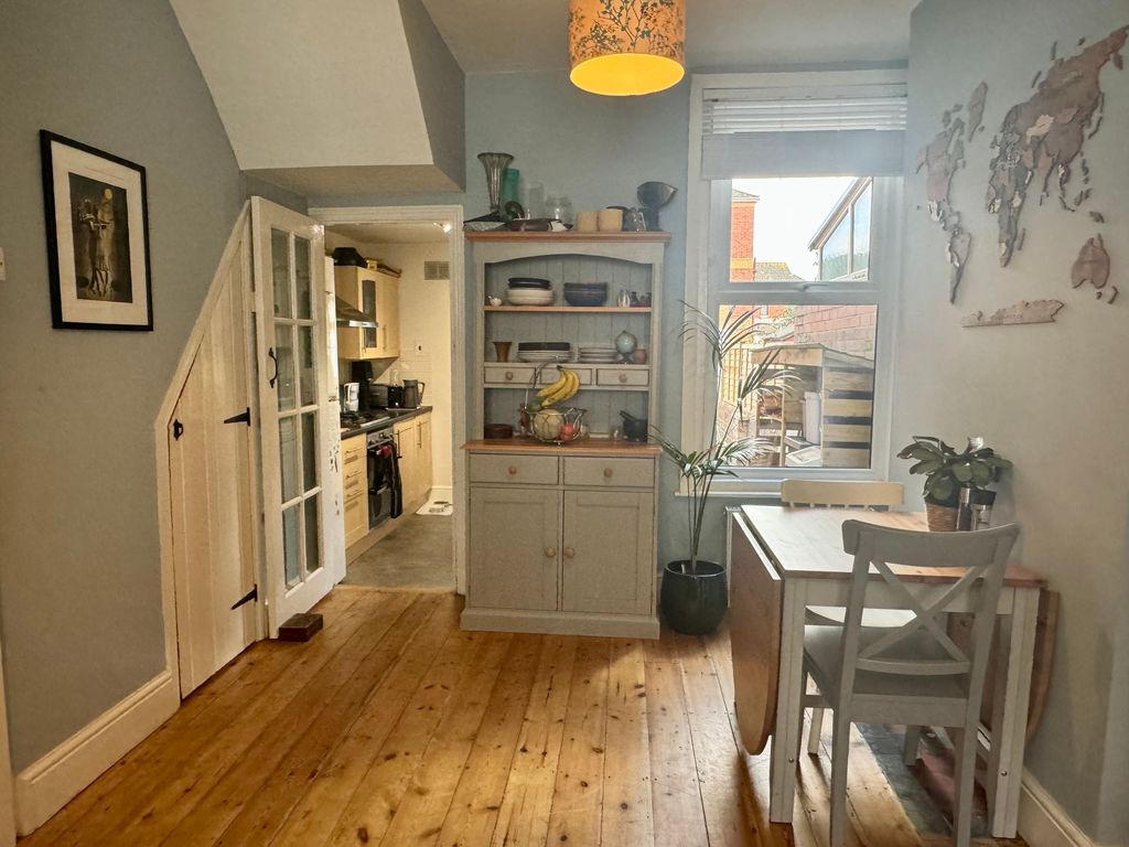 Property photo 3 of 23 Dining Room