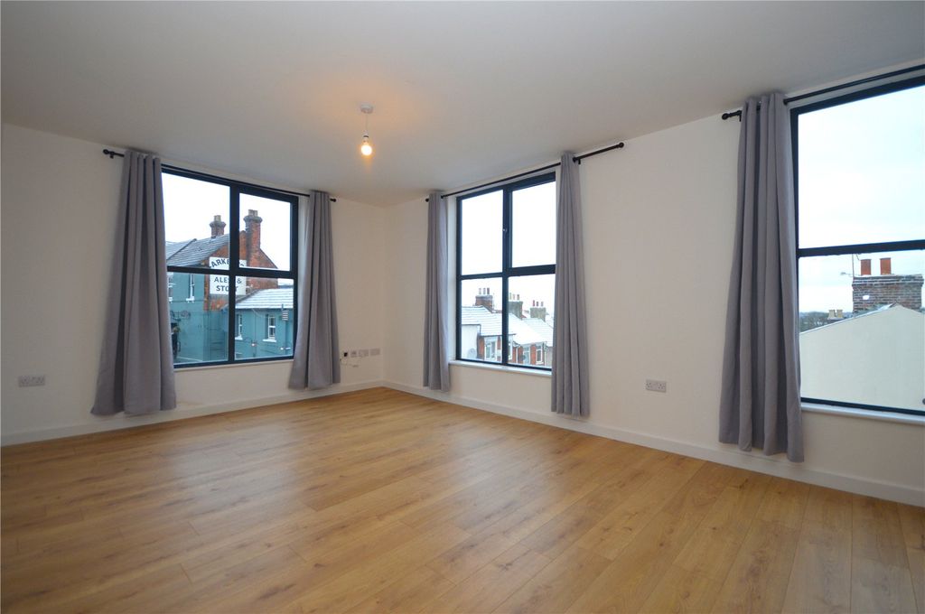 Property photo 2 of 5 Picture No. 06