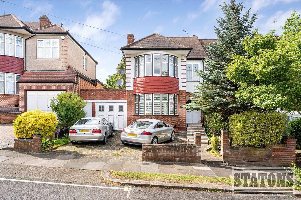 Property photo 1 of 17 Picture No. 03