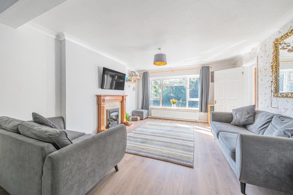 Property photo 2 of 20 Reception