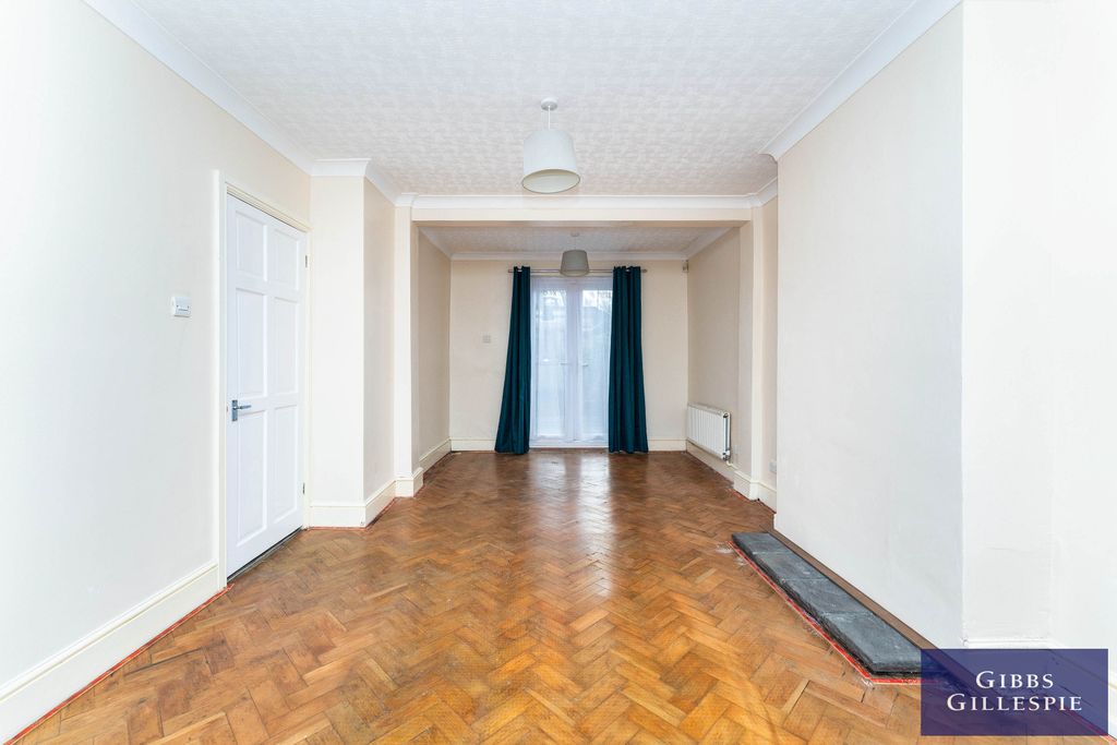 Property photo 2 of 10 Property Image