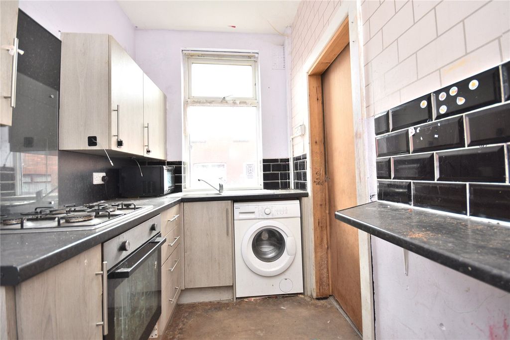 Property photo 3 of 11 Picture No. 11