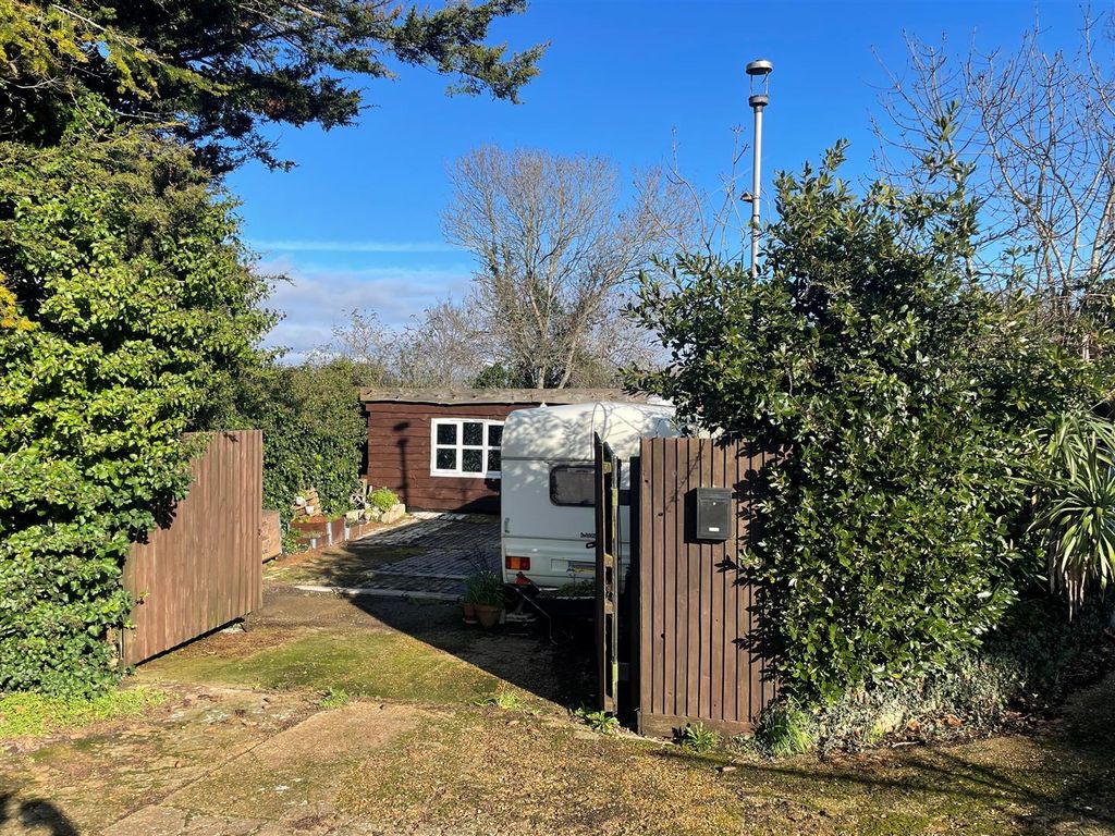 Property photo 2 of 6 2.Jpg