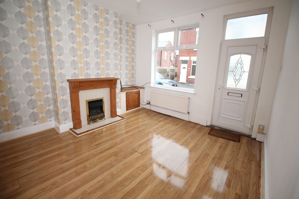 Property photo 2 of 7