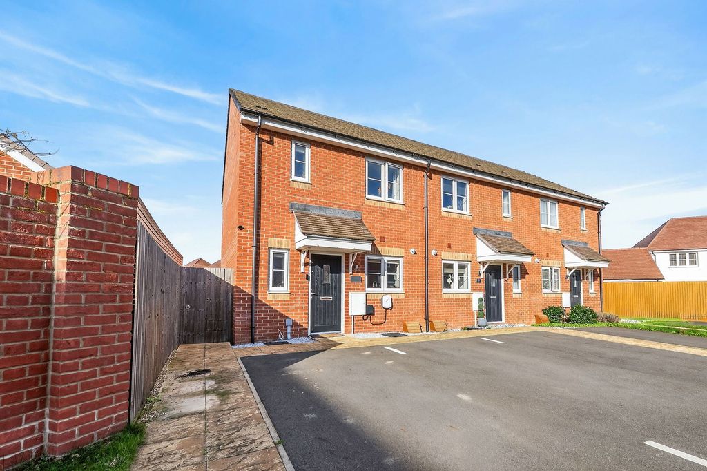 Property photo 1 of 20