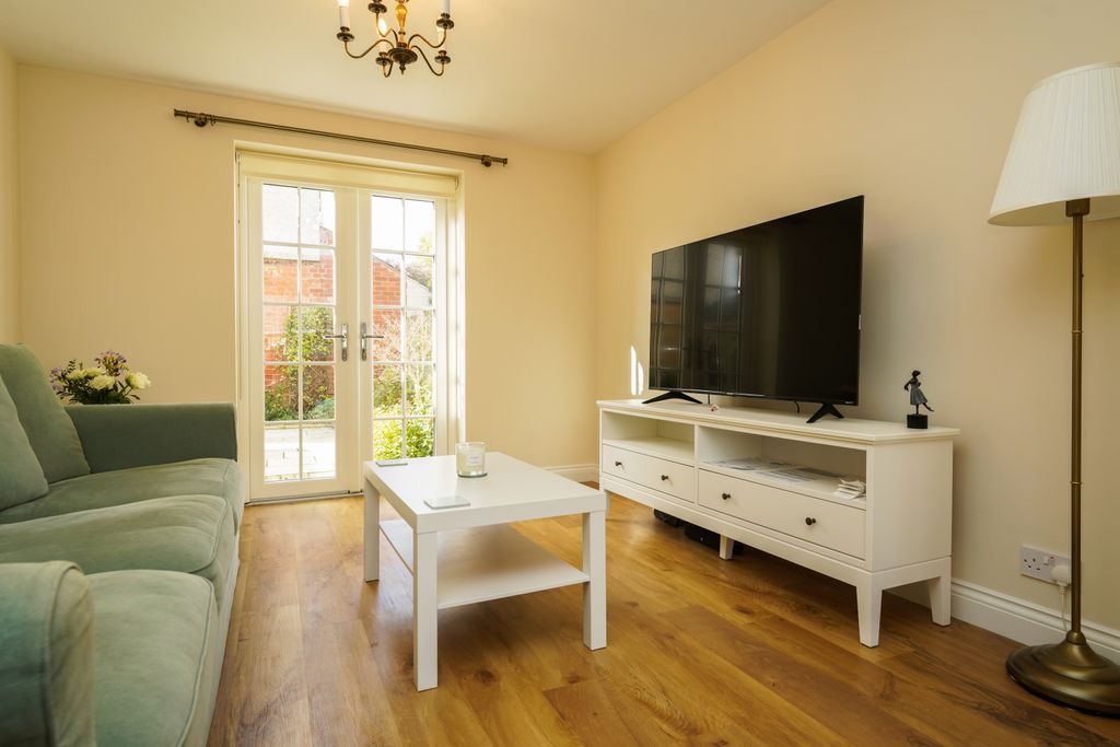 Property photo 3 of 15