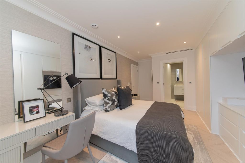 Property photo 2 of 20 Flat 4 Annabel Court-6Dsc_1024.Jpg