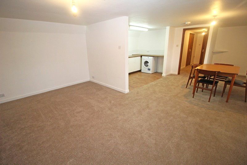 Property photo 2 of 9 Picture 2