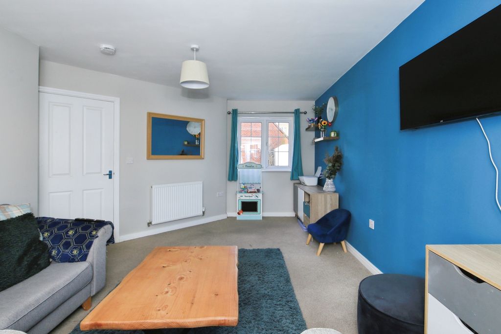 Property photo 3 of 20 Img_8475