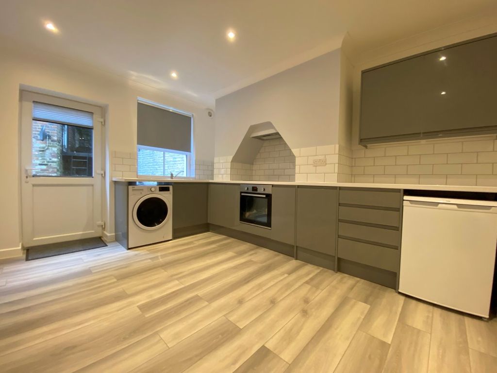 Property photo 2 of 7 Gallery