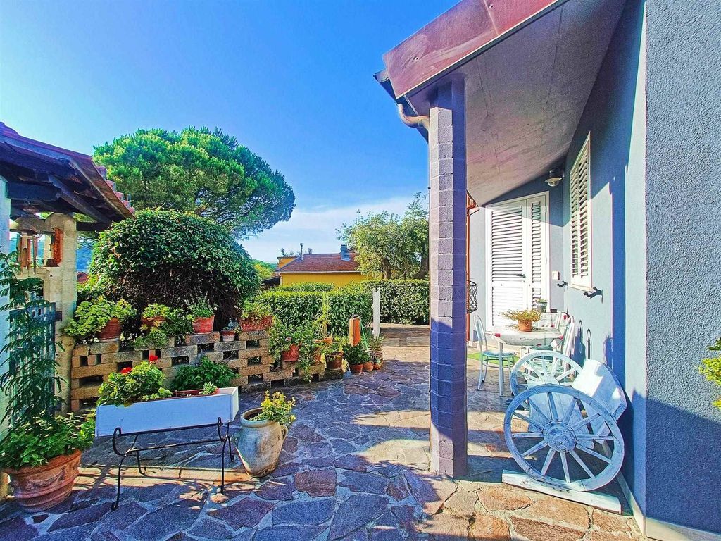 Property photo 1 of 26