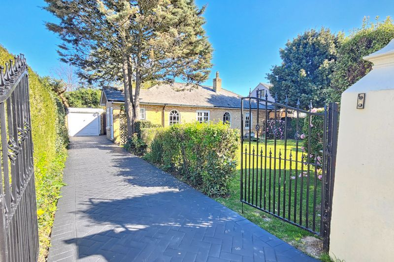 Property photo 1 of 12 Front