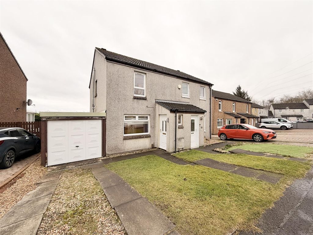 Property photo 1 of 16 External