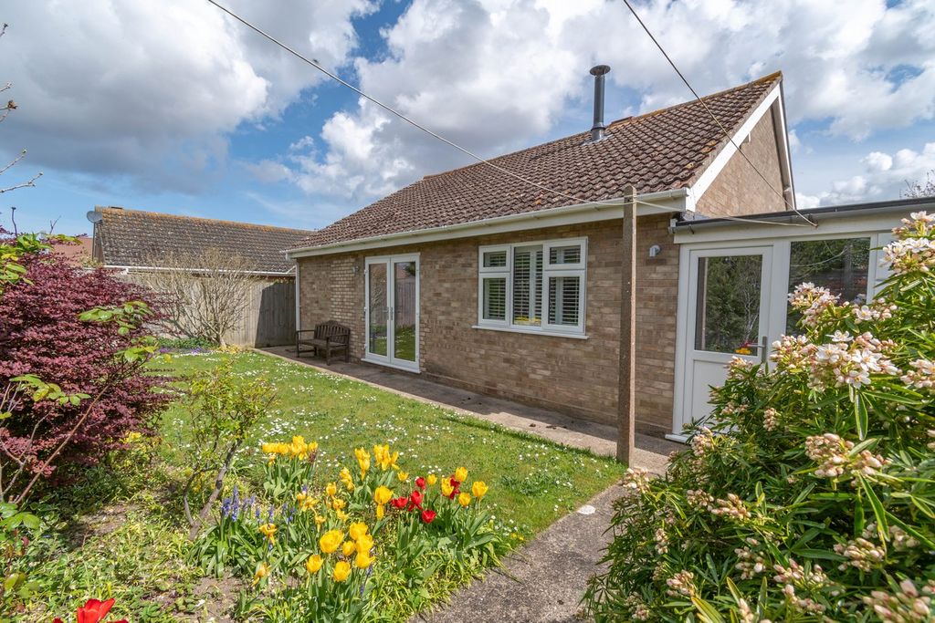 Property photo 2 of 19