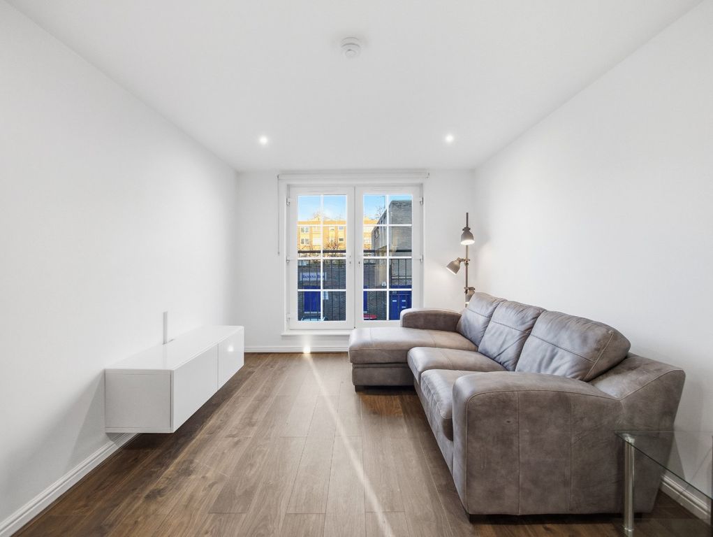 Property photo 3 of 19 Picture 3