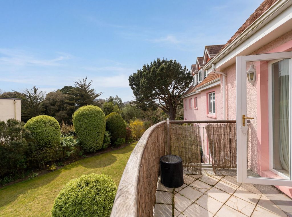 Additional image 29 of 3 bed flat for saleApartment 4 La Rocquaise, St Brelade JE3