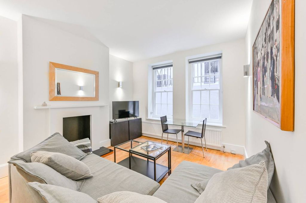 Property photo 3 of 12