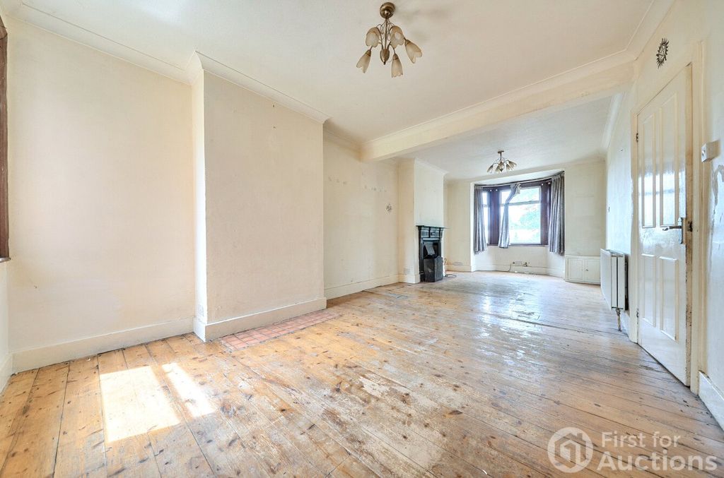 Property photo 2 of 13 Reception Room