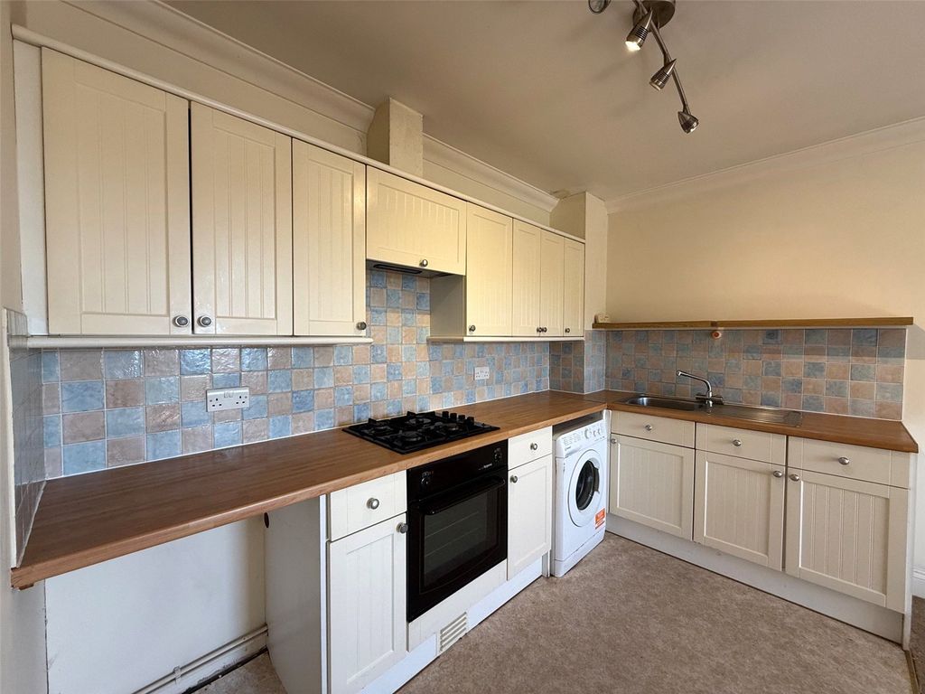 Property photo 2 of 14 Picture No. 25