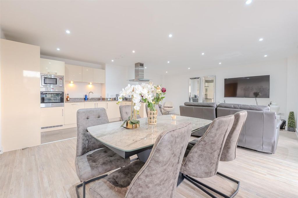 Property photo 2 of 19 148-Invicita-Bs1-5.Jpg