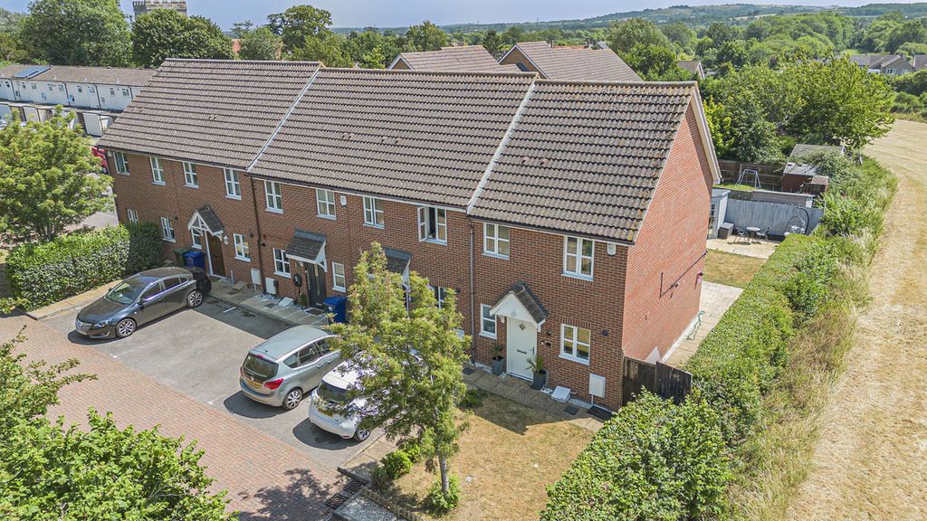 Property photo 1 of 34