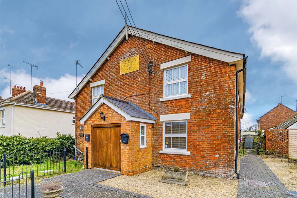 Property photo 1 of 14 Picture No. 17