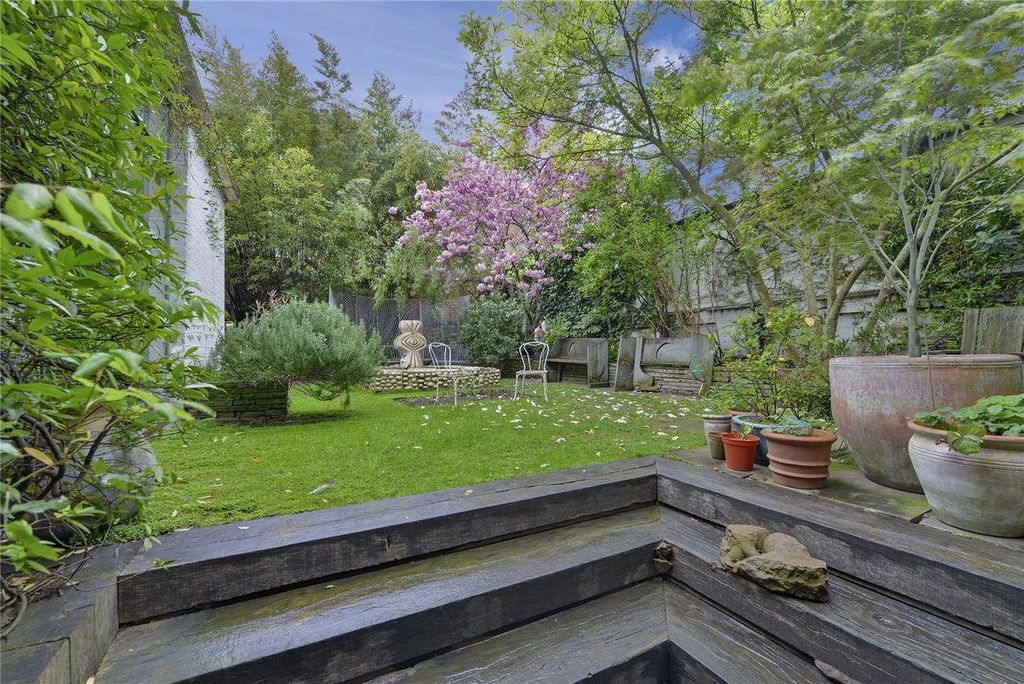 Property photo 3 of 16 Image